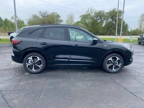 Used 2024 Ford Escape ST-Line Select w/ Tech Pack #2 AWD/4WD image 8