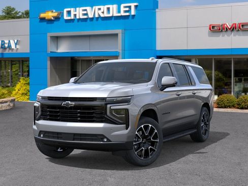 New 2026 Chevrolet Suburban RST w/ Comfort Package AWD/4WD image 6