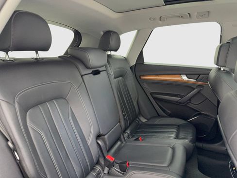 Used 2023 Audi Q5 2.0T Premium w/ Convenience Package AWD/4WD image 44