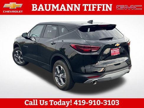 Used 2025 Chevrolet Blazer LT FWD image 5