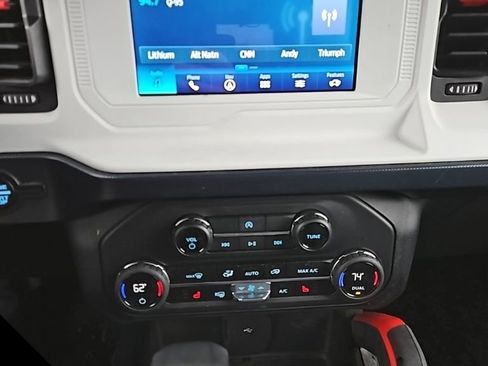 Used 2023 Ford Bronco Heritage Edition image 13