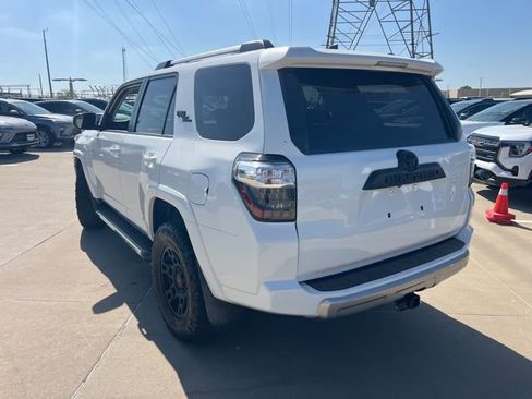Used 2017 Toyota 4Runner TRD Off-Road image 4