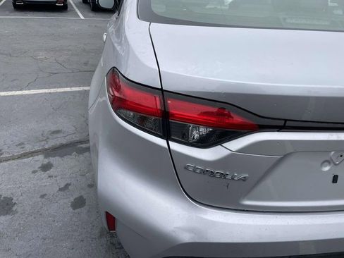 Used 2022 Toyota Corolla XLE image 20