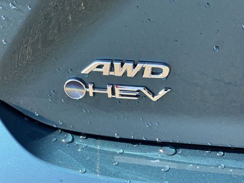 New 2026 Toyota Camry XLE AWD/4WD image 18