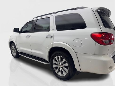 Used 2015 Toyota Sequoia Limited image 14