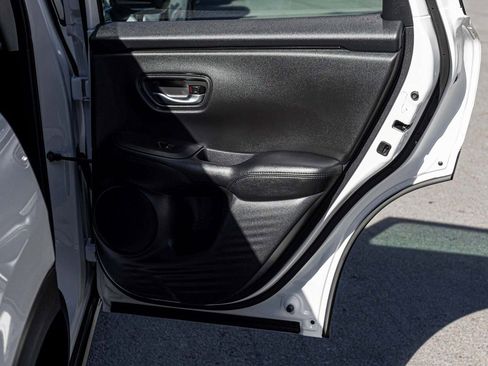 Used 2025 Honda HR-V LX image 15