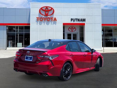 Used 2023 Toyota Camry XSE w/ Cold Weather Package AWD/4WD image 4