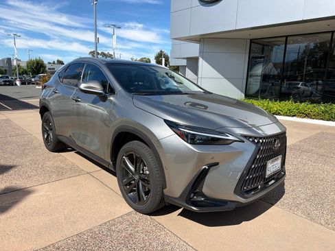 Used 2025 Lexus NX 450h+ AWD w/ Luxury Package image 2