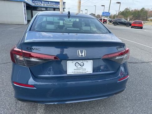 New 2026 Honda Civic Sport Touring image 4