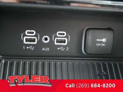 New 2026 Jeep Grand Cherokee Altitude AWD/4WD image 31