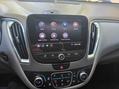 Used 2019 Chevrolet Malibu LT FWD image 35