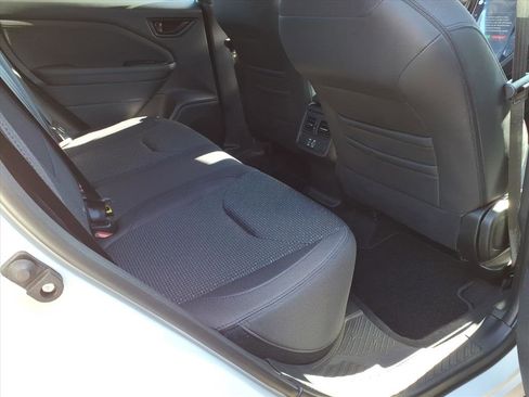 Certified 2025 Subaru Forester Premium image 8