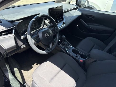 Used 2024 Toyota Corolla LE FWD image 4