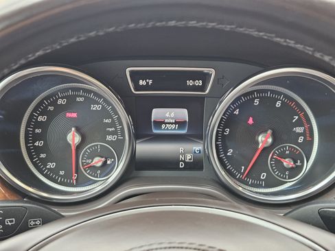 Used 2019 Mercedes-Benz GLS 450 4MATIC image 12