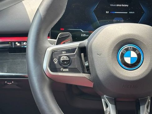 Certified 2026 BMW i5 eDrive40 w/ M Sport Package AWD/4WD image 21