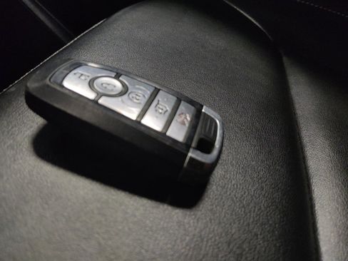 Used 2023 Ford Explorer XLT w/ Equipment Group 202A RWD image 32