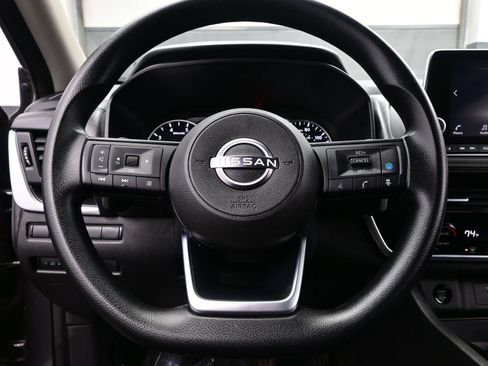 Used 2024 Nissan Rogue SV AWD/4WD image 26