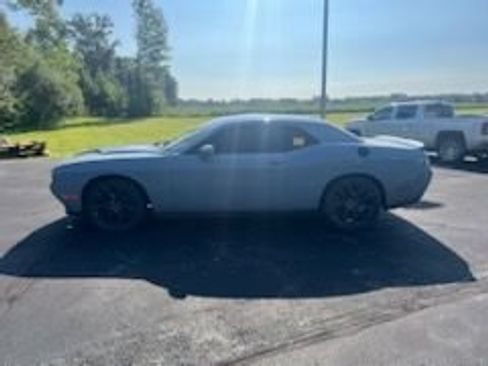 Used 2021 Dodge Challenger SXT w/ Blacktop Package RWD image 6