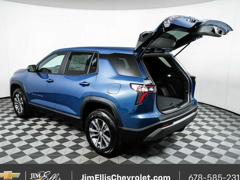 New 2026 Chevrolet Equinox LT FWD image 32