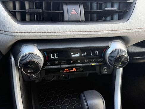 Certified 2025 Toyota RAV4 XLE image 25