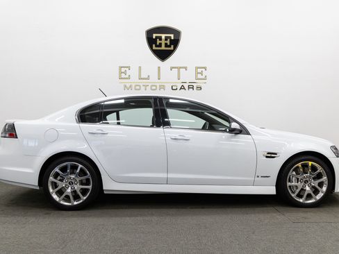 Used 2009 Pontiac G8 GXP RWD image 10