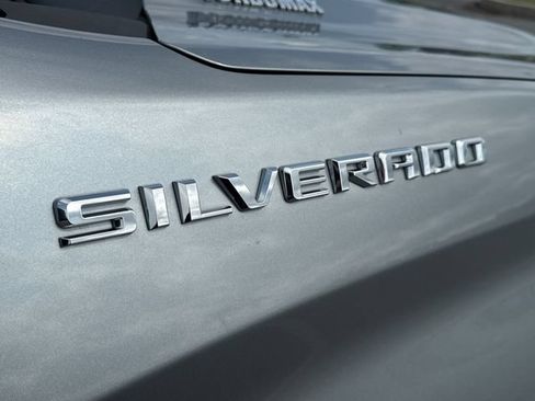 Used 2025 Chevrolet Silverado 1500 LT AWD/4WD image 14