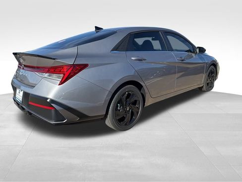 New 2026 Hyundai Elantra SEL Sport image 4