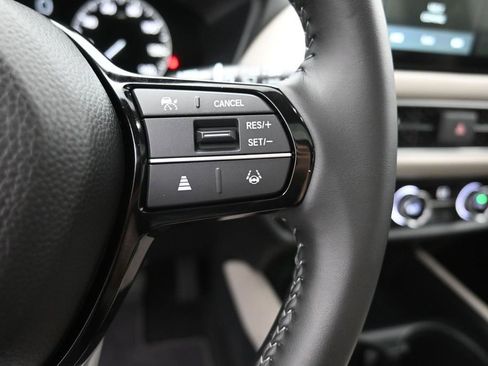 Used 2026 Honda HR-V EX-L image 7