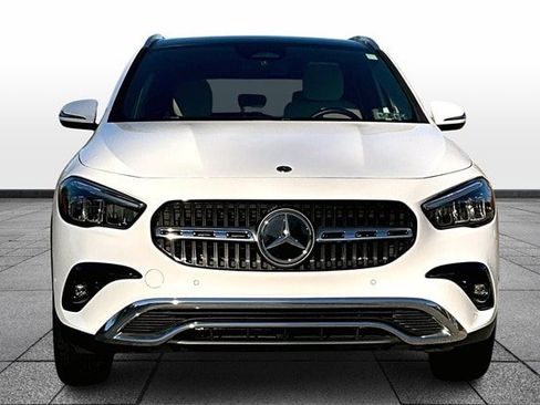 Certified 2025 Mercedes-Benz GLA 250 4MATIC image 2