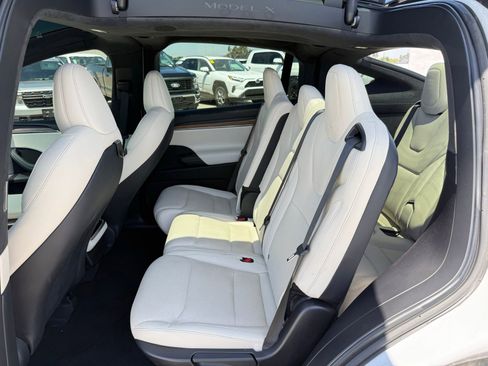 Used 2023 Tesla Model X AWD/4WD image 6