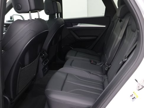Used 2025 Audi Q5 2.0T Premium image 34
