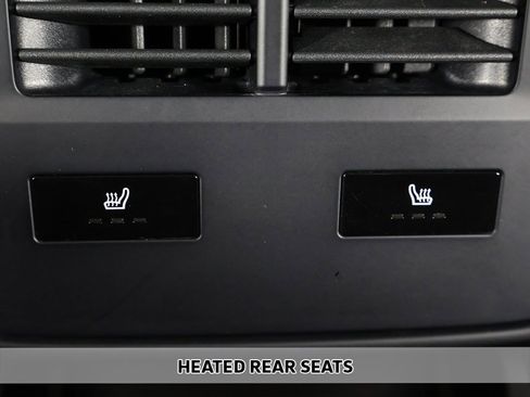 Used 2021 Porsche Taycan Turbo image 10