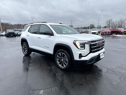 New 2026 GMC Terrain Elevation w/ Elevation Premium Package image 2