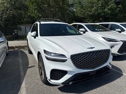 Used 2024 Genesis GV70 2.5T w/ Sport Prestige Package AWD/4WD image 3