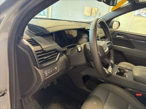 Used 2025 GMC Acadia AT4 w/ LPO, Floor Liner Package AWD/4WD image 25