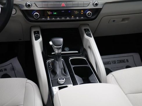 Used 2022 Kia Telluride S image 15