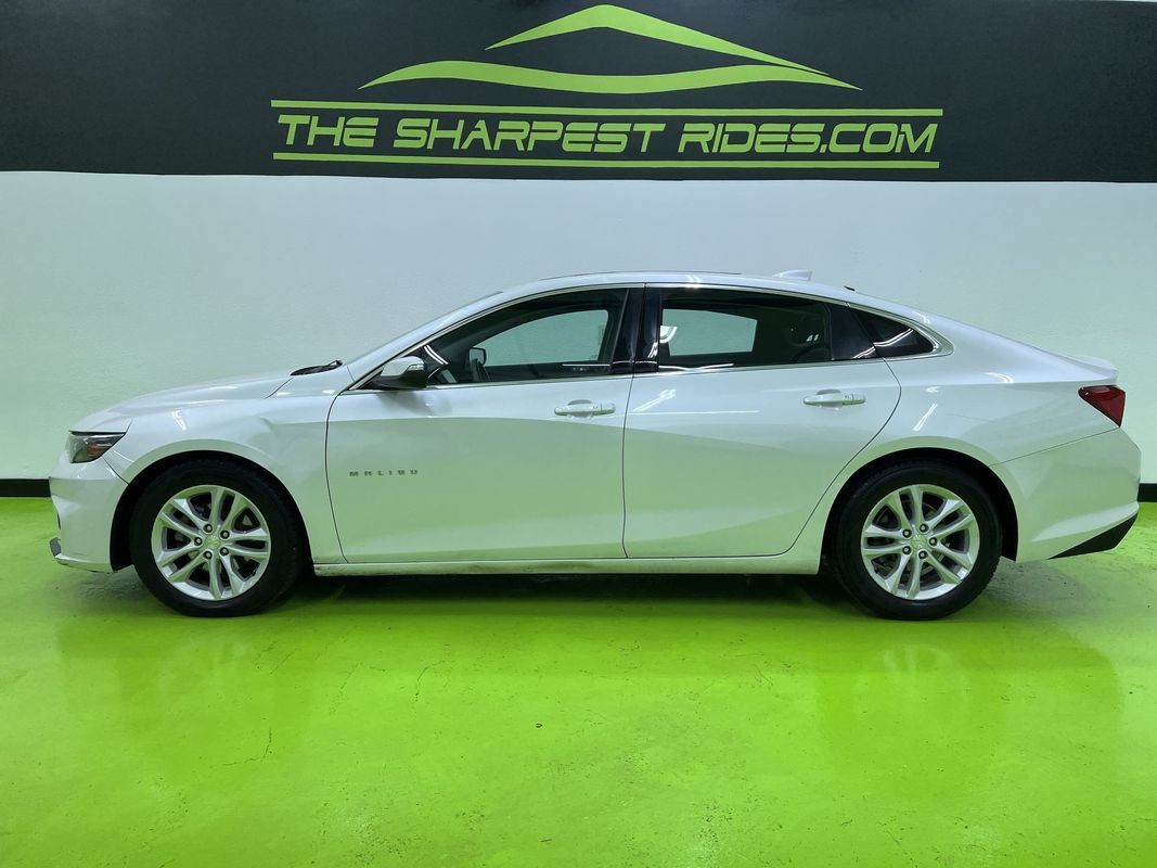 Used 2017 Chevrolet Malibu LT FWD image 6