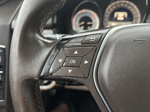 Used 2014 Mercedes-Benz GLK 350 4MATIC image 16