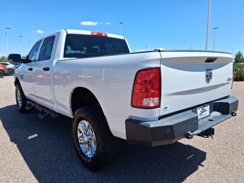 Used 2017 RAM 2500 Tradesman w/ Chrome Appearance Group AWD/4WD image 4