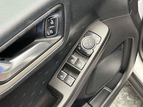 Used 2020 Ford Escape SE AWD/4WD image 10