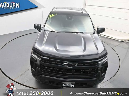 Used 2024 Chevrolet Silverado 1500 RST AWD/4WD image 27