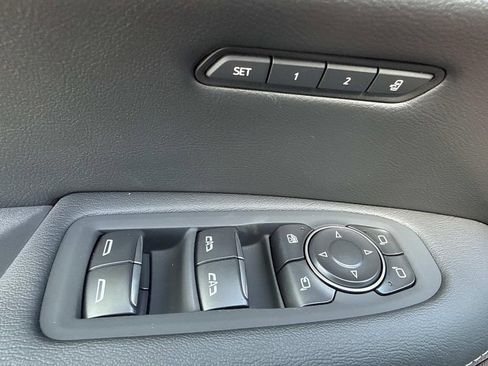 New 2026 Cadillac XT5 Sportv w/ LPO, Onyx Lite Package AWD/4WD image 19