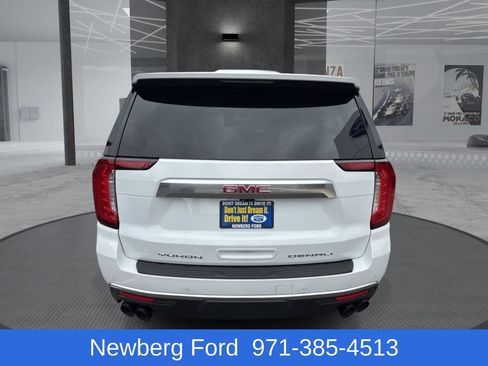 Used 2024 GMC Yukon XL Denali w/ Advanced Technology Package AWD/4WD image 6