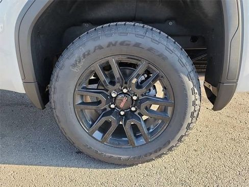 New 2026 GMC Sierra 1500 Elevation w/ X31 Off-Road Package AWD/4WD image 27