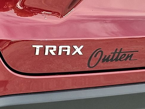 Used 2024 Chevrolet Trax LS image 30