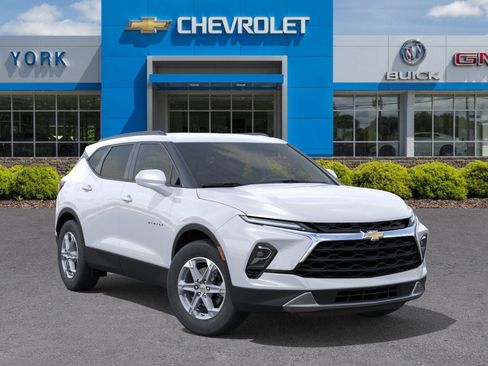 New 2025 Chevrolet Blazer LT w/ Convenience Package image 31