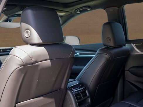 New 2026 Cadillac XT5 Sportv w/ LPO, Onyx Lite Package image 20