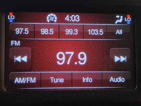 Used 2015 Dodge Durango SXT image 25