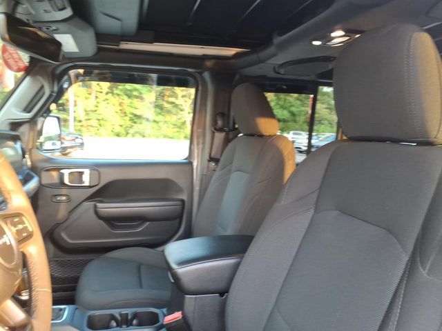 Used 2023 Jeep Wrangler Unlimited Sport w/ Sun And Sound Package AWD/4WD image 14