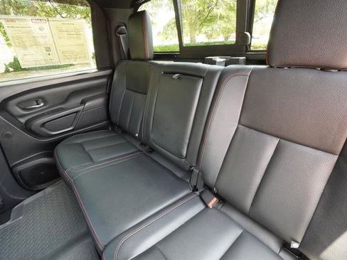 Used 2021 Nissan Titan PRO-4X w/ Pro-4x Convenience Package AWD/4WD image 31